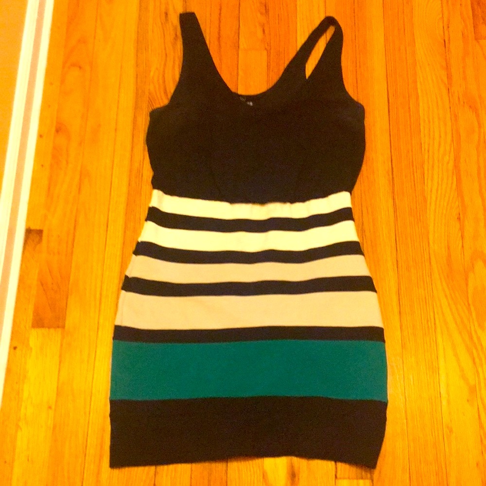 Express Sheath Dress - Picture 2 of 3